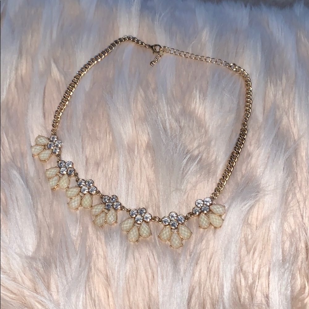 Statement necklace